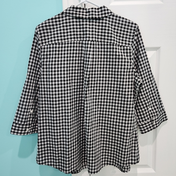 Black and White Button Down Top PL Croft & Barrow - Picture 2 of 3